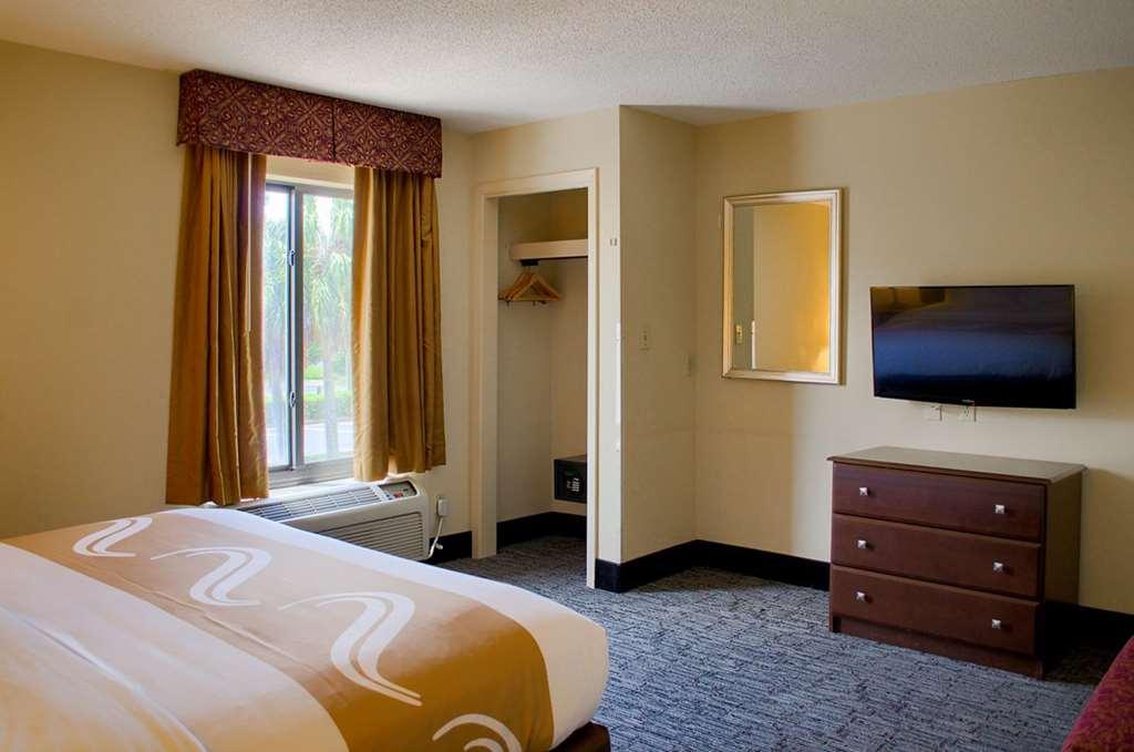 Quality Inn & Suites At Airport Blvd I-65 Mobile Rom bilde