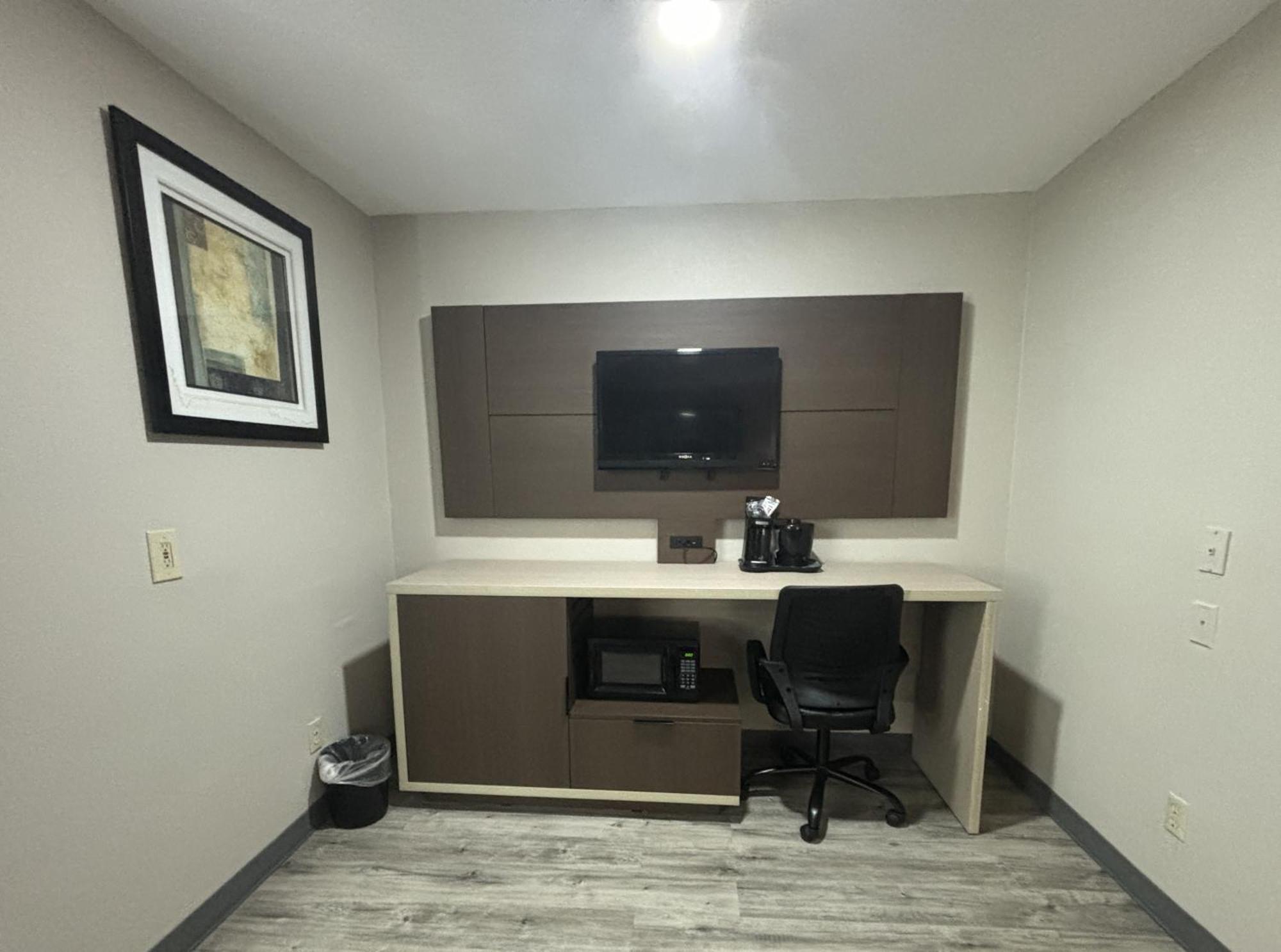 Quality Inn & Suites At Airport Blvd I-65 Mobile Eksteriør bilde