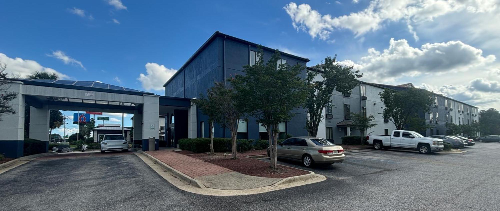 Quality Inn & Suites At Airport Blvd I-65 Mobile Eksteriør bilde