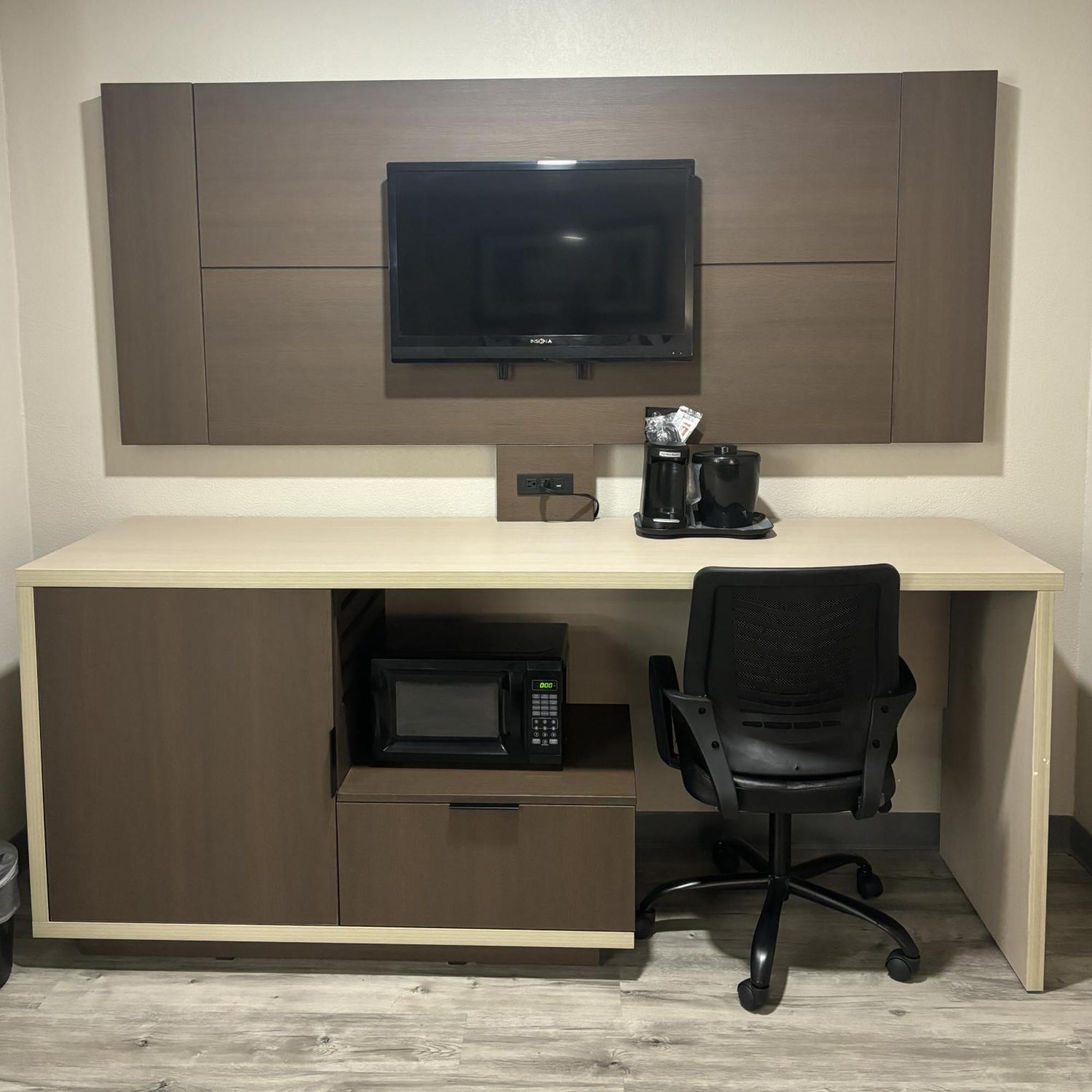 Quality Inn & Suites At Airport Blvd I-65 Mobile Eksteriør bilde