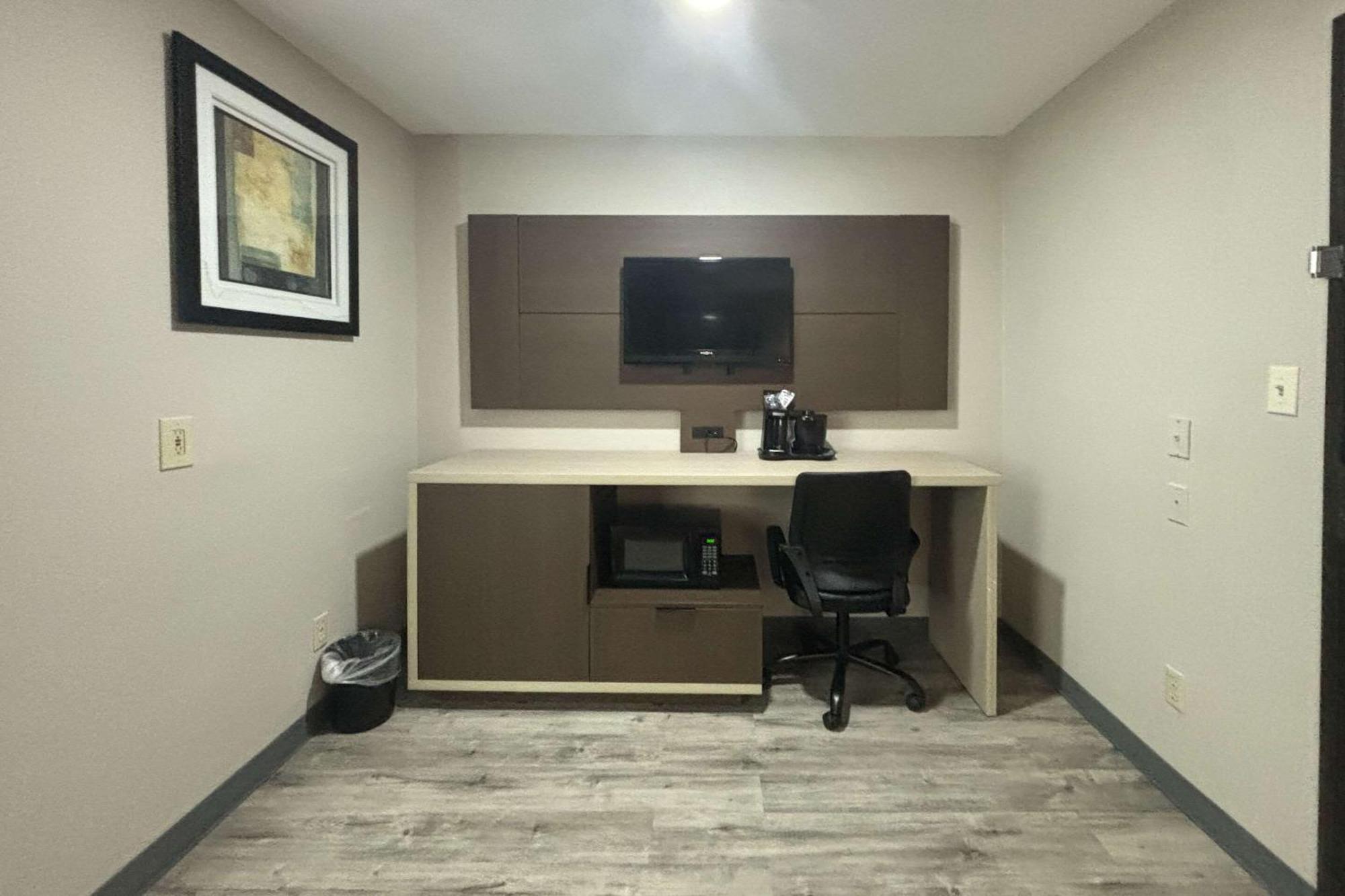 Quality Inn & Suites At Airport Blvd I-65 Mobile Eksteriør bilde